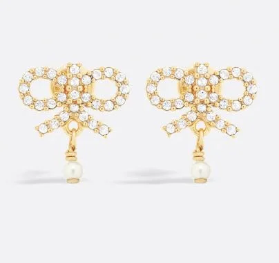 ต่างหู Le N&oelig;ud de Dior